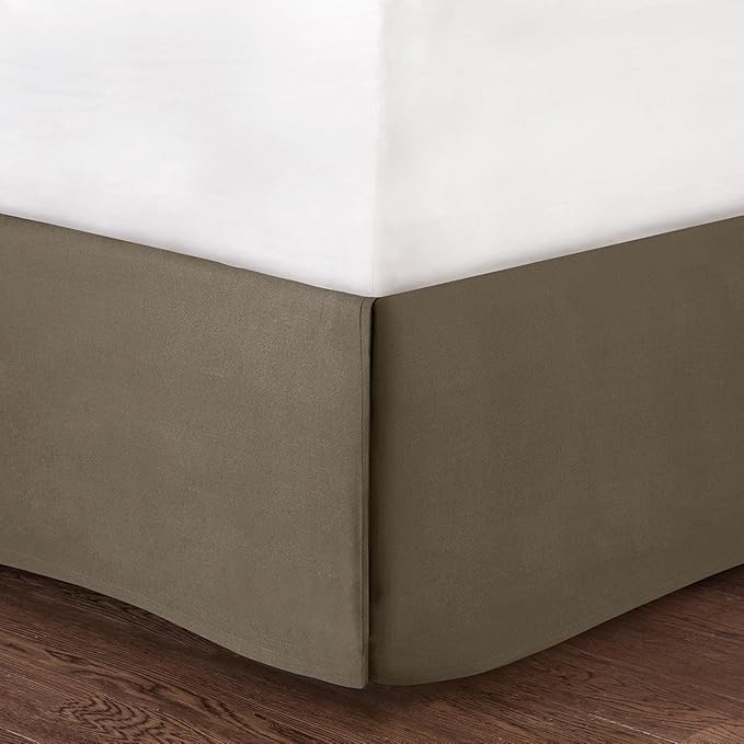Madison Park Odette Cozy Comforter Set Jacquard Damask Medallion Design - Modern All Season, Down Alternative Bedding, Shams, Decorative Pillows, Cal King(104 in x 92 in), Tan 8 Piece