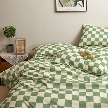 CLOTHKNOW Green White Plaid King Size Comforter Set Grid Bedding Comforter Sets Soft Checkerboard Comforter with 2 x Pillow Cases