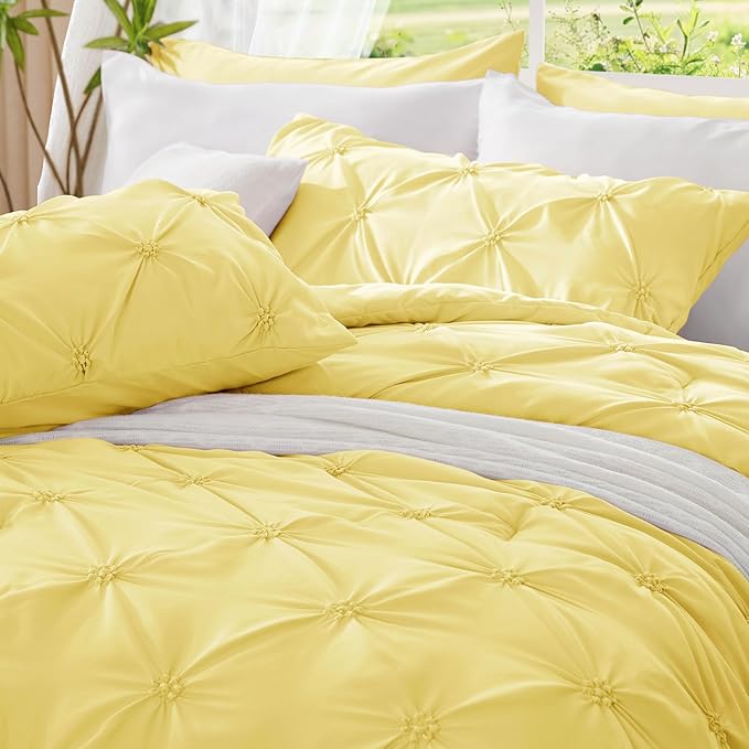 BEDELITE Light Yellow Queen Comforter Set - 3 Pieces Boho Pintuck Bedding Comforter Sets, Lightweight Soft & Warm Bed Comforter Queen with 2 Pillowcases for All Season