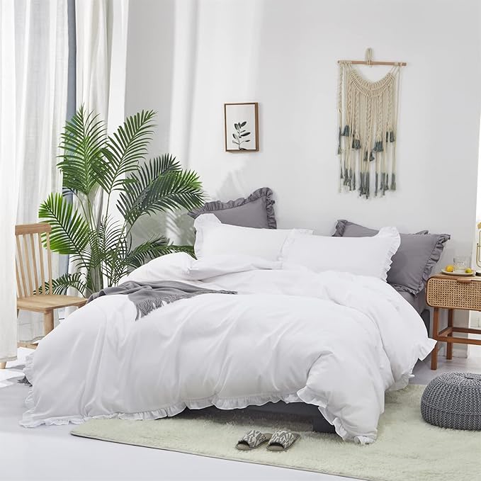 CLOTHKNOW White Ruffle King Size Comforter Set Shabby Chic Bedding Sets Farmhouse Comforter Vintage Rustic Comforter with 2 x Pillow Cases