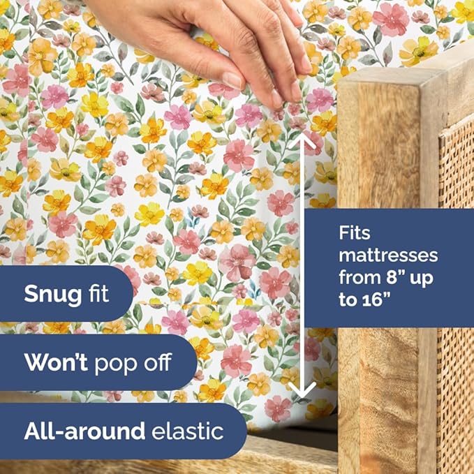 Floral Sheets - Watercolor Floral Bed Sheet Set - 1 Flat, 1 Fitted & 2 Pillowcases w/ Deep Pockets - Comfy, Wrinkle & Fade Free Boho Botanical Bedding - Soft, Breathable and Cooling - Queen Size New