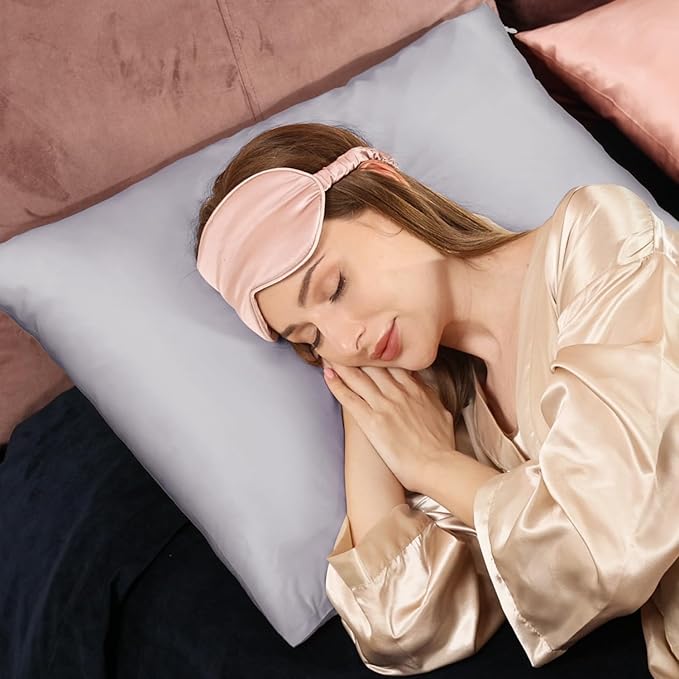 Adubor 100% Silk Pillowcase - Mulberry Silk Pillow Cases, 22 Momme 6A Grade Fibers, Silk Pillow Case for Hair and Skin Health, with Hidden Zipper (Standard 20''×26'', Silver Gray, 1PC)