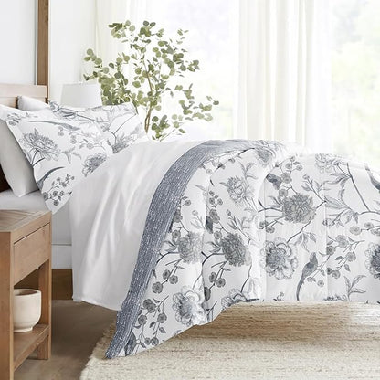 LINENS & HUTCH Comforter Set Patterned Microfiber All Season Down-Alternative Ultra Soft Bedding in Molly Botanicals - King/Cal-King Molly Botanicals Light Blue