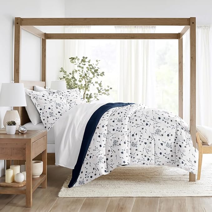 LINENS & HUTCH Comforter Set Patterned Microfiber All Season Down-Alternative Ultra Soft Bedding in Forget Me Not - King/Cal-King Forget Me Not Navy