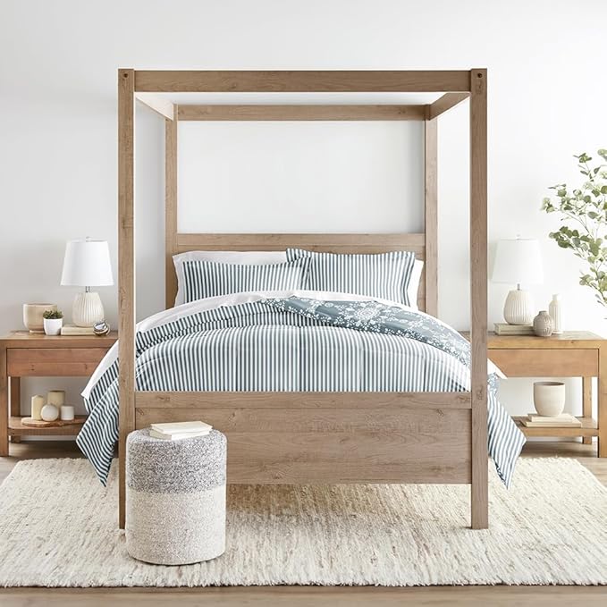 LINENS & HUTCH Comforter Set Patterned Microfiber All Season Down-Alternative Ultra Soft Bedding in Daisy Medallion - Twin/TwinXL Daisy Medallion Light Blue