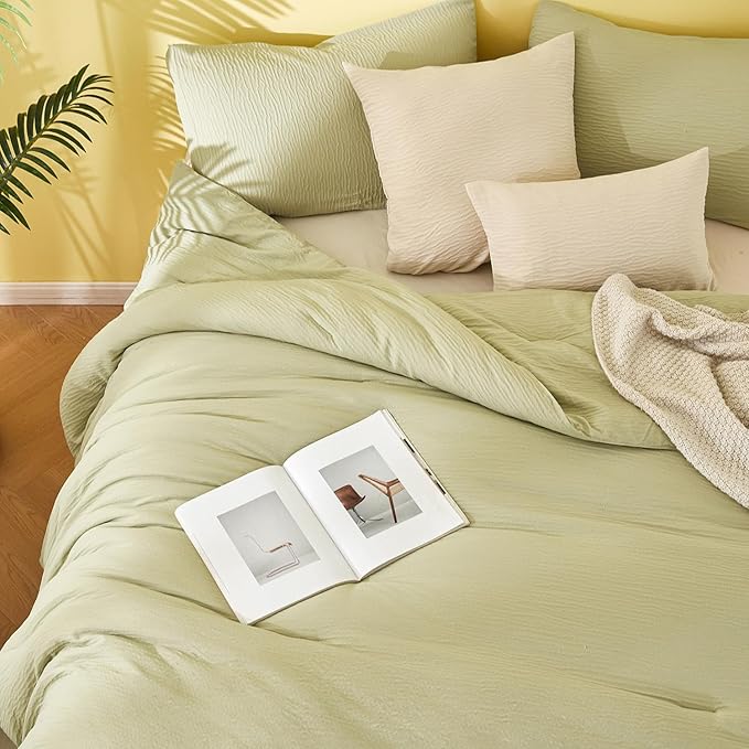 Queen Size Comforter Set Desert Sage, 3 Pieces Double-Layer Crinkle Yarn Bedding, All-Season Lightweight Warmth with 2 Pillowcases
