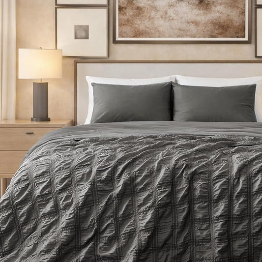 Cozy Bliss Cooling Comforter Seersucker Plaid Queen Size, Q-Max 0.45 Lightweight Cooling Blanket, Breathable Silk Smooth Summer Bedding Quilt for Hot Sleepers Night Sweats Dark Gray