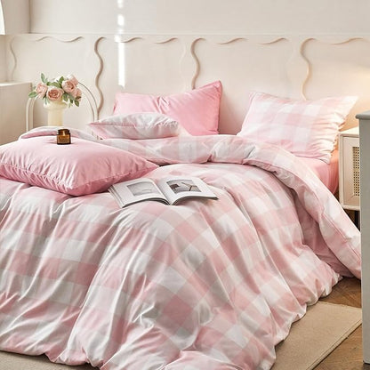 Wake In Cloud - Gingham Comforter Set, Plaid Buffalo Check Checkered Cottagecore Cute Geometric, Soft Lightweight Bedding, 3 Pieces, Pink, Queen Size