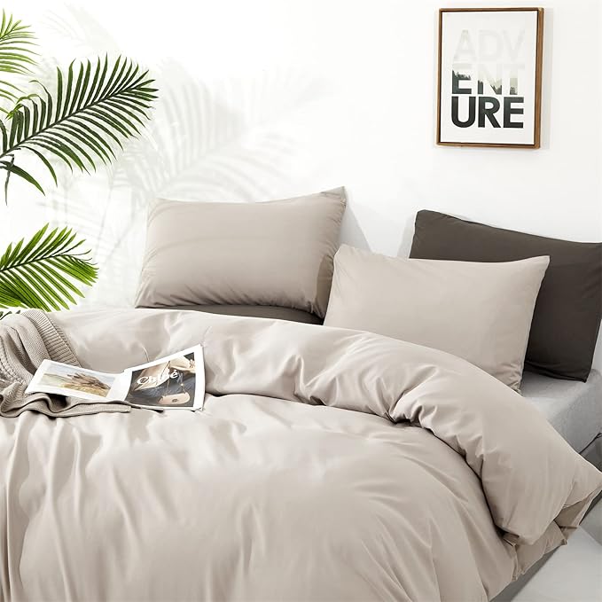 CLOTHKNOW Light Khaki Twin/Twin XL Comforter Set 3Pcs Beige Coffee Bedding Comforter Sets All Season Oatmeal Comforter Soft Beige Comforter with 2 x Pillow Cases