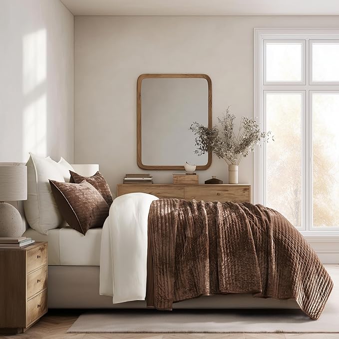 EVERGRACE Velvet Quilt Set Queen Size, Luxurious Soft Striped Channel Bedding Set, Lightweight Velvet Comforter for All Season, Oversized Bedspread Coverlet with 2 Matching Shams, Rust Brown