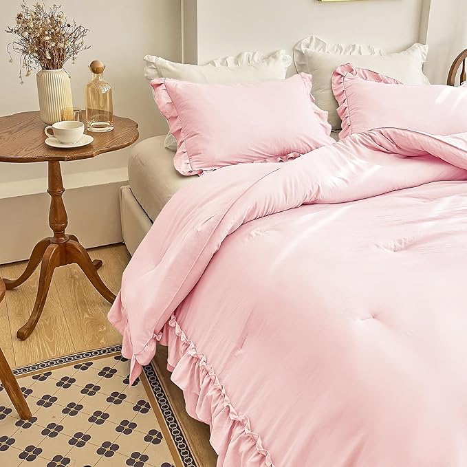 AIKASY Peach Pink Ruffle Comforter Twin, 3 Pieces Vintage Ruffle Fringe Comforter, Farmhouse Rustic Microfiber Down Alternative Bedding Comforter Set (1 Comforter + 2 Pillow Shams)