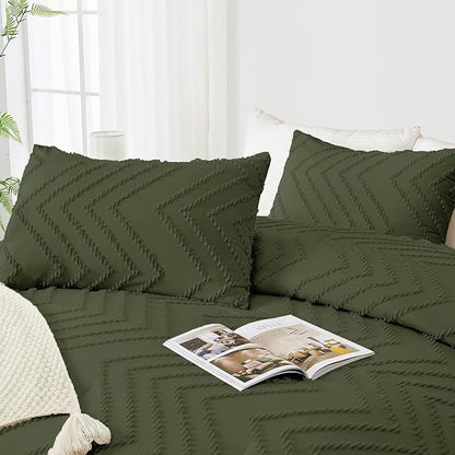 Andency Olive Green Oversized Super King Comforter Set 120x120, Extra Large King Size Comforter Oversize Boho Soft Warm Bedding Comforter Sets, 3 Pieces Aesthetic Chevron Textured Bedding Set