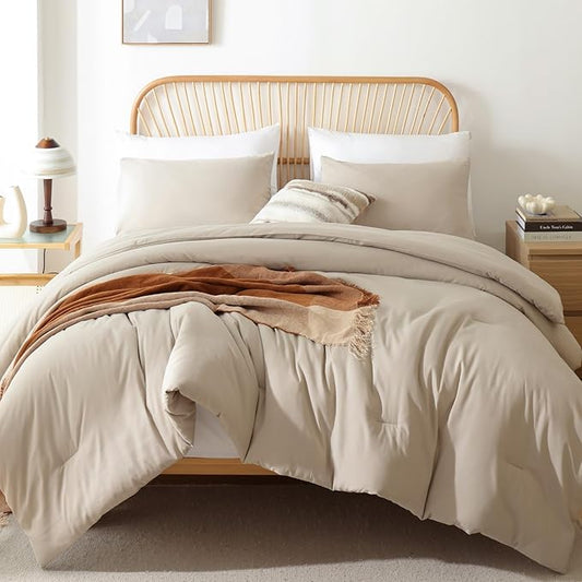 ROSGONIA Oversized King Comforter 120x120, 3pcs Super King Comforter (1 Light Khaki Comforter & 2 Pillowcases) Lightweight Warm Bedding Blanket Quilt