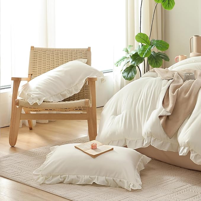 JANZAA King Comforter Set Creamy White Ruffle Comforter with 2 Pillowcase Soft King Size Bed Set Vintage Farmhouse Bed Comforter Set Fluffy Shabby Chic Bedding for All Season