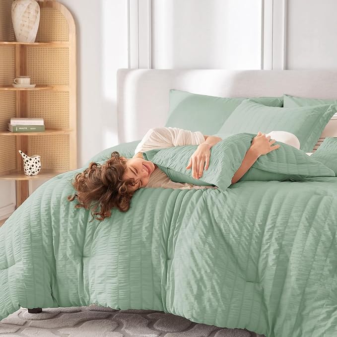 MUXHOMO 7 Pieces King Comforter Set, Seersucker Bed in a Bag King Size, All Season Luxury Bedding Set with Comforter, Flat Sheet, Fitted Sheet, Pillowcases & Shams, Sage Green