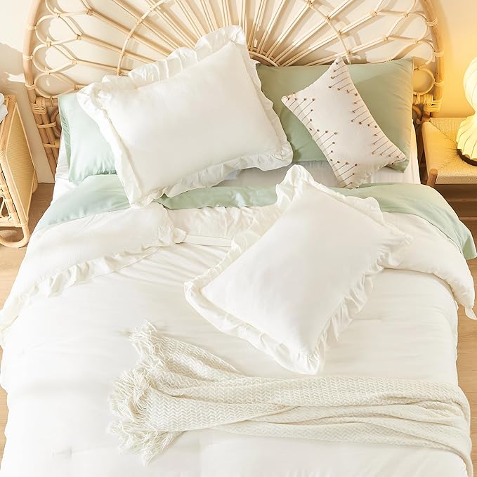 Litanika King Comforter Set Ivory, 3 Pieces Ruffle Farmhouse Aesthetic Bedding Comforter Set, Lightweight Fluffy Microfiber Bed Set (104x90In Comforter, 2 Pillowcases)