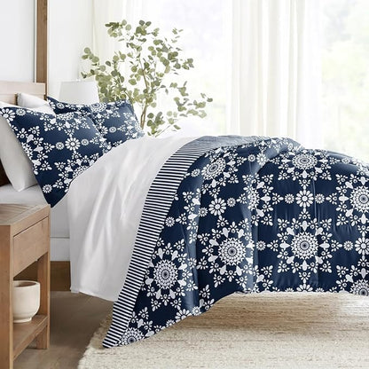 LINENS & HUTCH Comforter Set Patterned Microfiber All Season Down-Alternative Ultra Soft Bedding in Daisy Medallion - King/Cal-King Daisy Medallion Navy