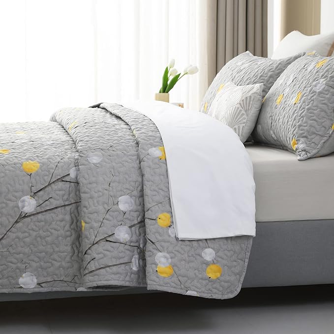 DURLENGEN Quilt Set California King Size 3Pcs,Grey Branch with Dot Pattern,Soft Microfiber Lightweight Bedspread for All Season Layering(112x104,Botanical Grey)