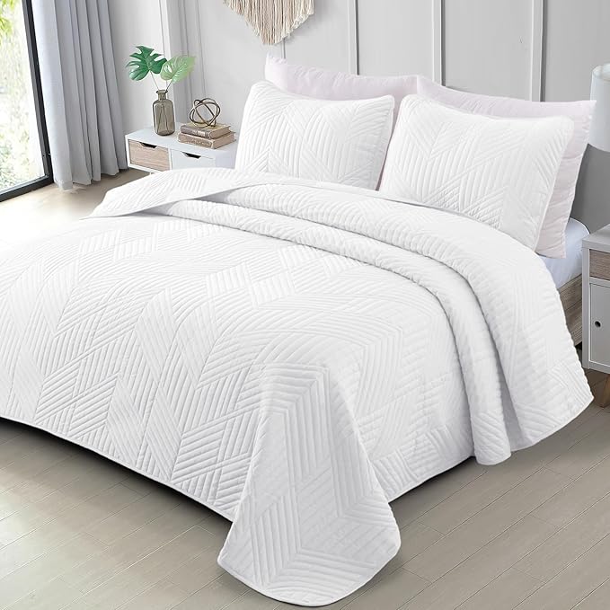 Exclusivo Mezcla Ultrasonic Twin Quilt Bedding Set, Lightweight White Bedspreads Soft Modern Geometric Coverlet Set for All Seasons (1 Quilt and 1 Pillow Sham)
