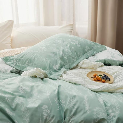 Bedsure Duvet Cover Queen Size - Reversible Green Queen Duvet Cover Set with Zipper Closure, 3 Pieces Floral Patterned Bedding Set with 8 Corner Ties and 2 Pillow Shams