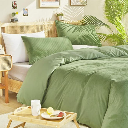 Cottonight Sage Velvet Comforter Set Full Light Green Fluffy Flannel Bedding Set Winter Plush Blanket Quilts Soft Thick Warm Grass Green Comforter Set for Women Men Full Bed
