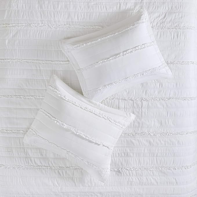 Madison Park Celeste Quilt Modern Classic Design All Season, Breathable Coverlet Lightweight Bedding Set, Matching Shams, Decorative Pillow, King/Cal King(104"x94"), Ruffle White 4 Piece