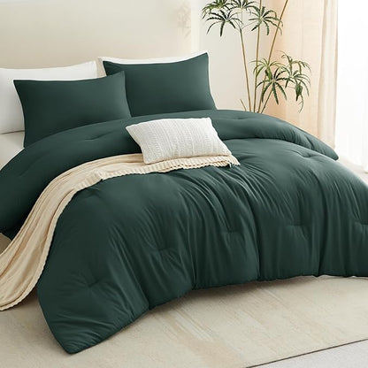 CozyLux Oversized Queen Comforter Set Forest Green, 3 Pieces 98x98 Solid Breathable Quilted Bedding Sets All Season, Luxury Soft Lightweight Bed Set with Down Alternative Comforter and 2 Pillowcases