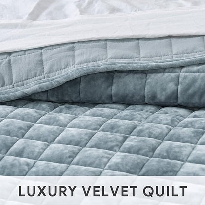 RECYCO Luxury Velvet Quilt Set, California King 118'' x 106'' Oversized Bedspread, Ultra Soft Velvet Comforter, Lightweight Box Stitch Bedding Sets for All Season, with 2 Shams, Blue Linen