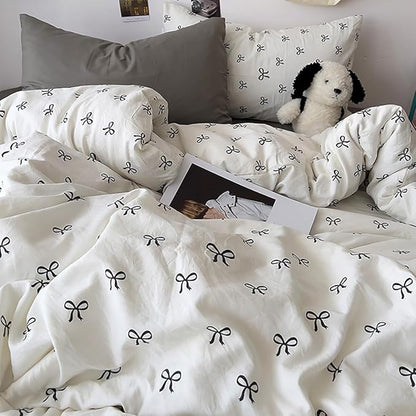 White Comforter Set Full Size Black Bow Quilt Bedding Set 3 Pieces, Comforter Set Full, Soft Lightweight Comforter(79‘’ x 90‘’) for Girl All Season & 2 Pillowcases(30‘’x20‘’)