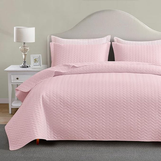 Maple&Stone Quilt Set Queen Size, Lightweight Pink Bedspread Ultrasonic Chevron Pattern Light Coverlet for All Season Comforter Bedding Decor - 3 Piece Full Bed Cover Sets