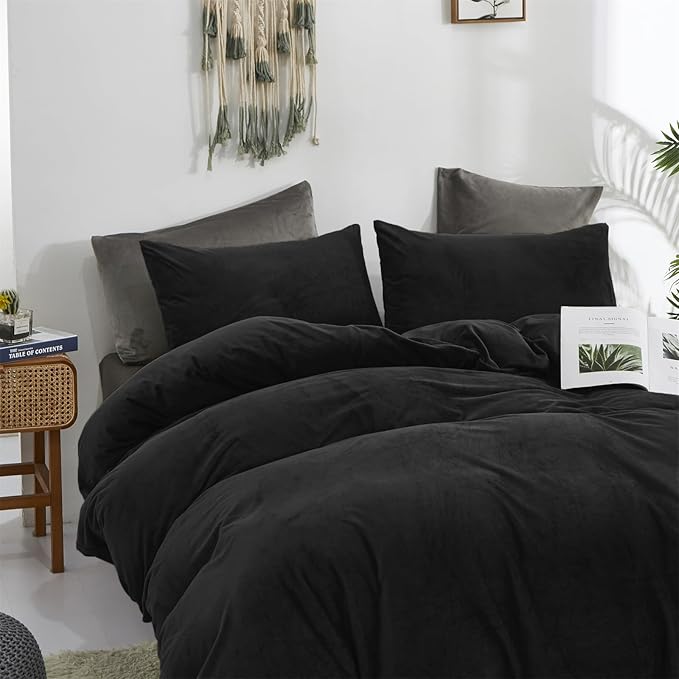 CLOTHKNOW Black California King Comforter Set Velvet Bedding Comforter Sets Soft Flannel Comforters Black Comforter with 2 x Pillow Cases