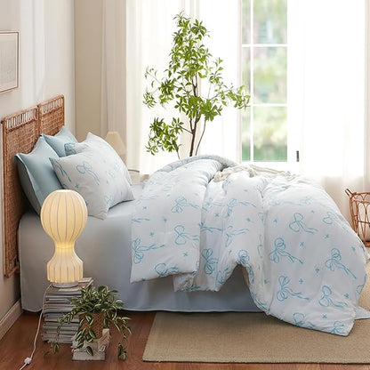 Twin Comforter Set White - Blue Bow Quilt Bedding Set 2 Pieces, Comforter Set Twin Size, Soft Lightweight Comforter(68‘’ x 90‘’) for Girl All Season & 1 Pillow Case(30‘’x20‘’)