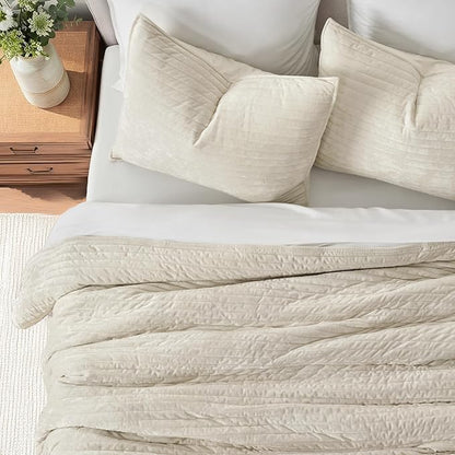 EVERGRACE Velvet Quilt Set California King 118'' x 106'', Luxurious Soft Striped Channel Bedding Set, Lightweight Velvet Comforter for All Season, Oversized Bedspread Coverlet w/ 2 Shams, Beige