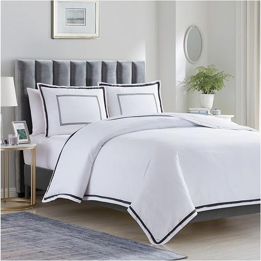 Mellanni Duvet Cover Set - 3 PC Iconic Collection Bedding Set - Hotel Luxury, Extra Soft & Cooling - Microfiber - Button Closure and Corner Ties (Queen, Hotel Gray)