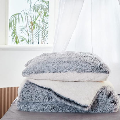 Luxury Faux Fur Shaggy Comforter Set Twin Size, Plush & Sherpa Reversible Comforter Grey with White, 3 Pieces Fluffy Fuzzy Bedding Set Ultra Soft and Warm for Winter (1 Comforter + 2 Pillowcases)