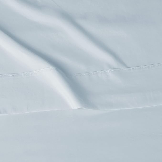 Amazon Basics Breathable, Ultra-Soft, Wrinkle-Resistant Microfiber 4-Piece Bed Sheet Set with 14-Inch Deep Pockets, Machine Washable, Full, Light Blue, Solid
