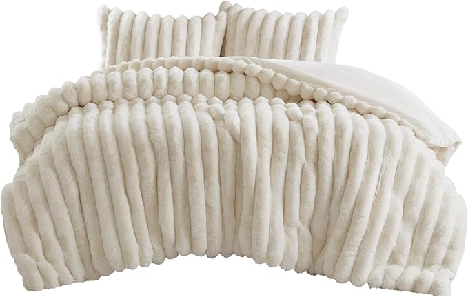 Madison Park Jasmine King Comforter Set, Luxurious Reversible Faux Fur Plush Ribbed Velvet Bedding, Fuzzy Thick Warm Winter Comforter, Super Soft Fluffy 3-Piece Set Ivory