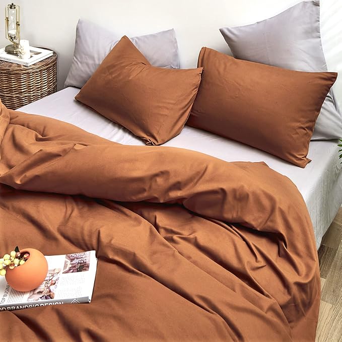 CLOTHKNOW Brown King Size Comforter Set Pumpkin Bedding Sets Soft Caramel Comforter Burnt Orange Comforters with 2 x Pillow Cases