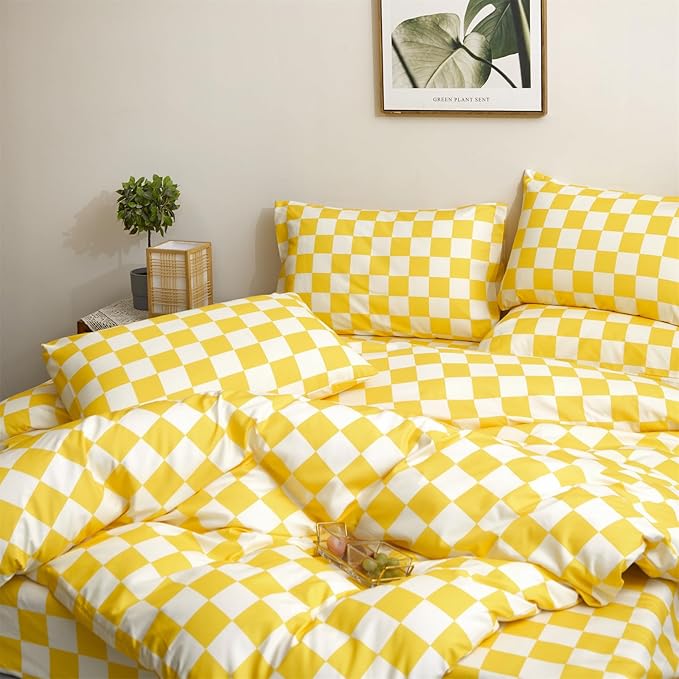 CLOTHKNOW Light Yellow Grid Queen Comforter Set Plaid Bedding Sets Checker Queen Comforter Light Yellow Queen Size Comforter Sets