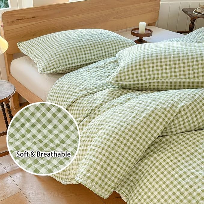 Sage Green Gingham King Quilt Set, Soft Pre-washed Microfiber Green Plaid King Bedspread, Lightweight Checked Summer Quilt, Grid Bedding Coverlets for All Seasons (Includes 1 Quilt, 2 Pillow Shams)