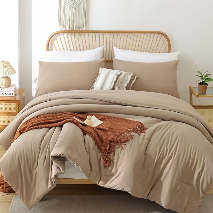 ROSGONIA Twin/Twin XL Comforter Set for Girls Boys Taupe Brown, 1 Tan Comforter & 1 Pillowcase, All Season Kids Comforter Lightweight Dorm Bedding