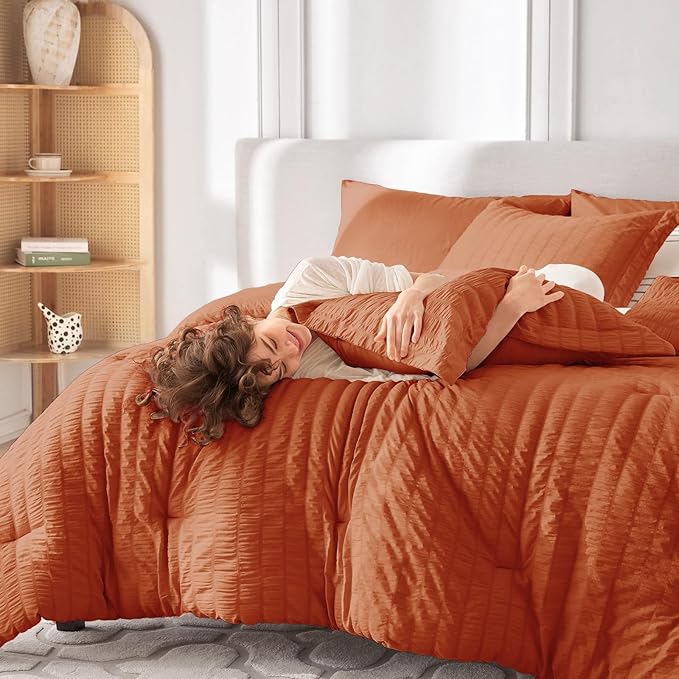 MUXHOMO 7 Pieces California King Comforter Set, Seersucker Bed in a Bag Cal King Size, All Season Luxury Bedding Set with Comforter, Flat Sheet, Fitted Sheet, Pillowcases & Shams, Burnt Orange