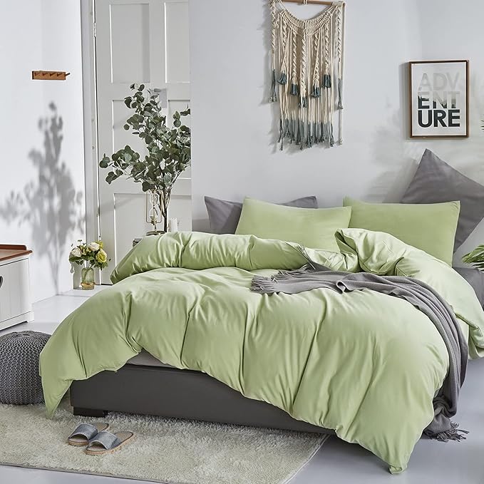 CLOTHKNOW Green Queen Comforter Set Sage Green Bedding Sets Soft Queen Comforter with 2 x Pillow Cases