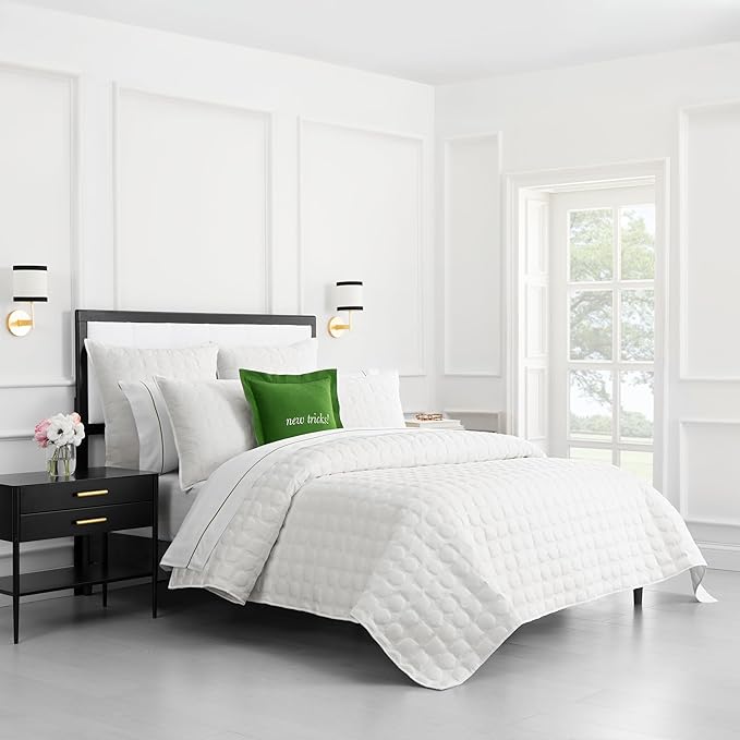 kate spade new york Noel Twin Quilt Bedding Set, 200 Thread Count and 100% Cotton Cover, All Season 2 Piece Reversible Bedding Set, Machine Washable, Marshmallow