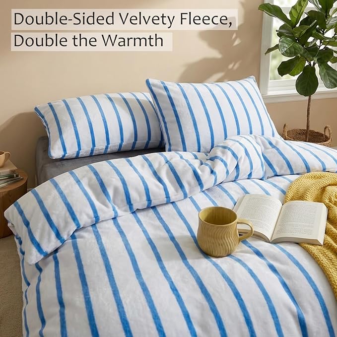 Bedbay Blue Striped Comforter Set King Size Microplush Fleece Bedding Set Ultra Soft & Warm Flannel Velvet Comforter Set 3 Pcs Blue White Stripes Pattern King Bed Set for All Seasons
