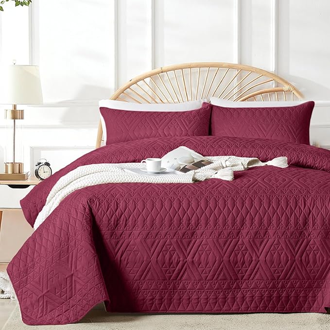 akkialla Twin Quilt Set, Burgundy Lightweight Microfiber Bedspread Coverlet, Boho Geometric Pattern, Soft All-Season Bedding, 2-Piece (1 Quilt, 1 Pillow Sham) | Breathable fabric, Modern style