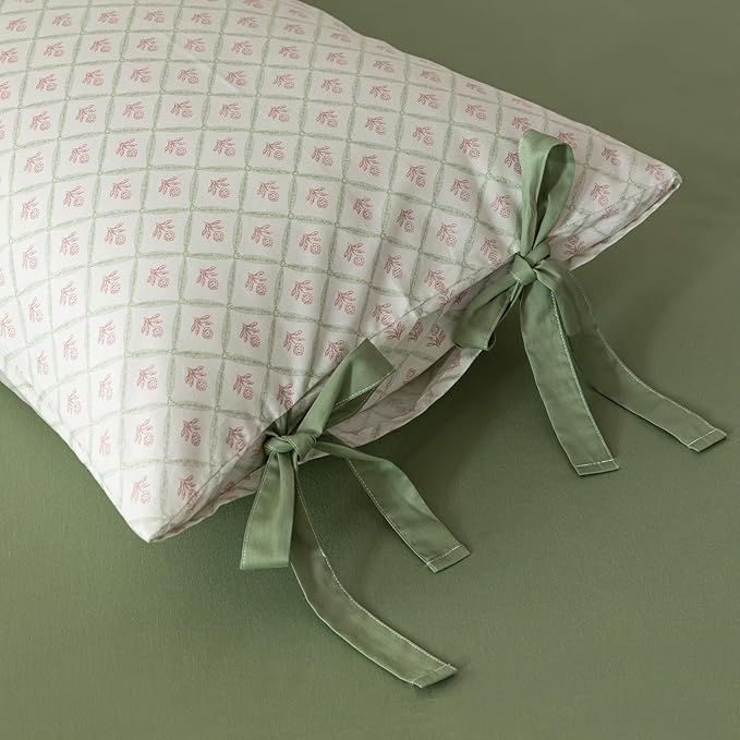 VM VOUGEMARKET Green White Comforter Set Queen with Red Flower Plaid Prints,3 Pieces Cottagecore Bedding Set,Aesthetic 1 Comforter with 2 Bowknot Pillowcases for Girls Women 90x90 Inch