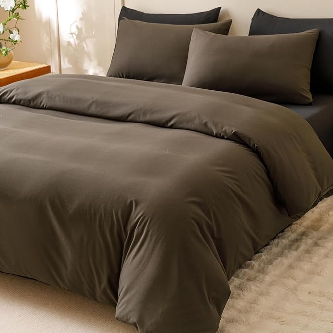 CLOTHKNOW Chestnut Brown Queen Comforter Set Mocha Coffee Bedding Comforter Sets Dark Brown Queen Comforter with 2 x Pillow Cases Soft