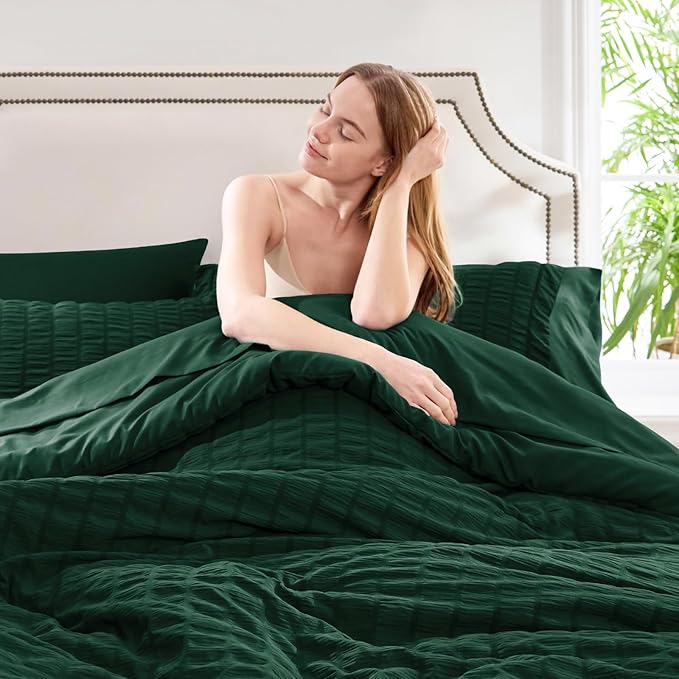 CozyLux Full Size Comforter Sets with Sheets 7 Pieces, Emerald Green Seersucker Bed in a Bag Textured Luxury Soft Bedding Sets with Down Alternative Comforter, Sheets, Pillowcases & Shams All Season