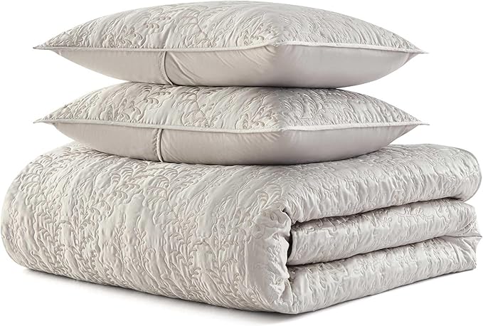 Martha Stewart - King Size Quilt Set, Soft & Smooth Sateen Bedding with a Light and Breathable Feel, 3 Piece Bed Set with Matching Pillowcases (Fern Embroidery Grey)